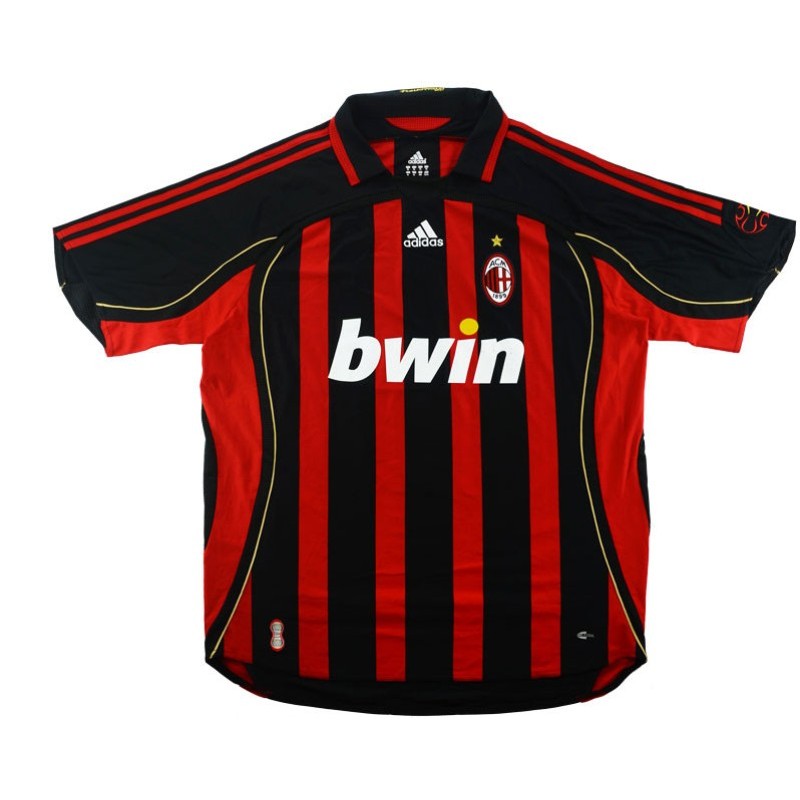 Maillot rétro Milan 2007 inspiration